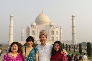 Taj Mahal & Agra Fort Day Tour from Delhi With 5 Star Lunch