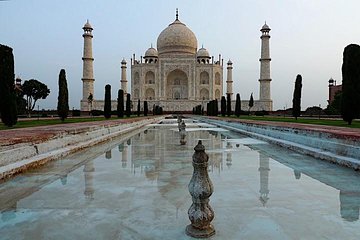 3-Day Tour to Delhi, Agra, Jaipur from Kochi with one-way Commercial Flight