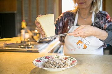 Dining experience at a local's home in Vicenza with show cooking