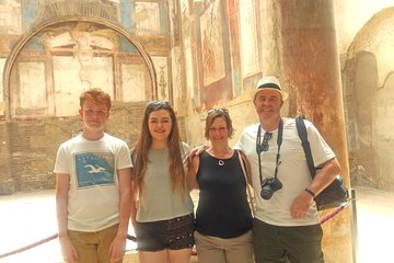 Skip the Line Ancient Herculaneum Walking Tour with Top Rated Guide