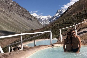 Cajon del Maipo Region - Hot Springs Termas de Colina