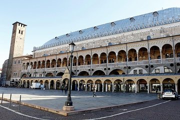 Padua, Venetian villas along Brenta riviera private full day tour with driver