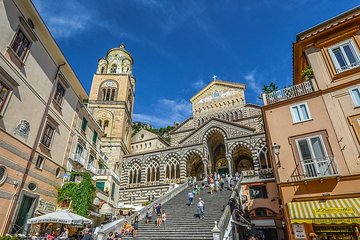 Pompeii, Amalfi and Ravello Day Tour by Private Transport