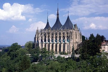 Kutna Hora Half-Day Tour from Prague, Including the Bone Church Kostnice