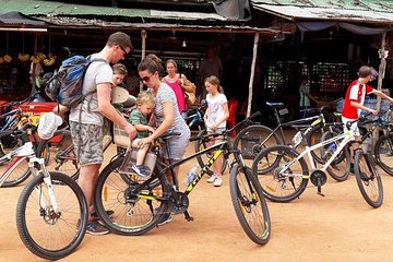 Private Siem Reap Countryside Cycling Tour