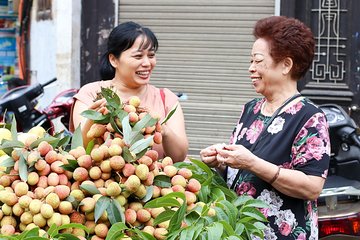 Private Market Tour and Vietnamese Cooking Class in the Heart of Hanoi