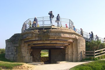 D-Day Omaha Beach Morning or Afternoon Group Tour from Bayeux