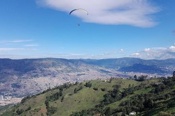 Paragliding Medellin 