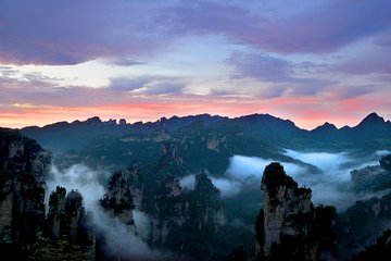 2 Day Private Tour of Zhangjiajie Highlights with Skip The Line