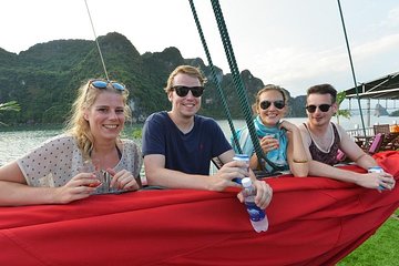 3 Days 2 Nights Oasis Bay Classic Cruise Halong Bay