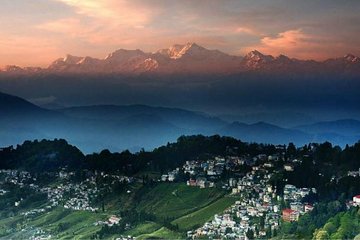 A Full Day Tour Of Darjeeling