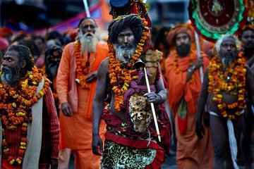 6-Day Kumbha Fair Experience with Varanasi Tour