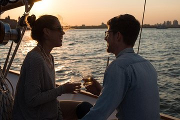 Key West Schooner Sunset Sail with Bar & Hors d'oeuvres