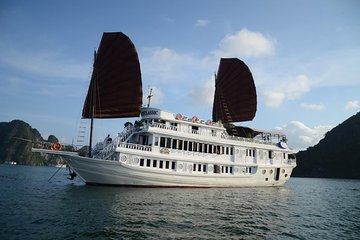 Halong Bay 2 Days 1 Night with 3 Star Cruise