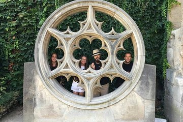 Marais District 2-Hour Private Walking Tour in Paris