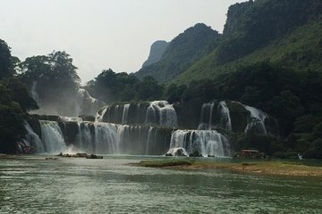 5-Day Best North Vietnam Tour: Ba Be Lake - Ban Gioc Waterfall - Ha Giang Loop