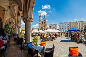 Krakow and Wieliczka Salt Mine Tour from Wroclaw - Local guides included