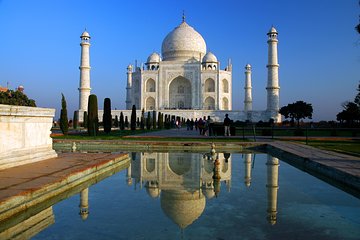 Day trip to Taj Mahal and Agra from Kochi with Return Flights