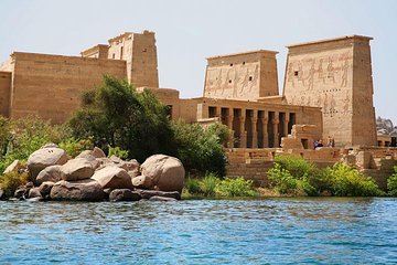 Aswan: Private Guided Tour to High Dam, The Obelisk & Philae Temple by Boat