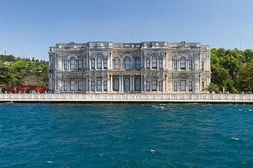 Beylerbeyi Palace & Camlica Hill Half Day Afternoon Tour