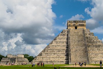 Chichen Itza & Ekbalam with Cenote swim from Playa del Carmen