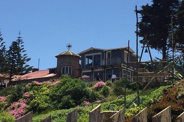 Tour Isla Negra, San Alfonso del Mar + Undurraga