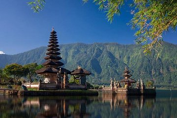 Bali: Bedugul Temple, Banyumala Waterfall, UNESCO Rice Terrace