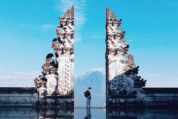 East Bali Tour: Lempuyang Temple - Gate of Heaven, Tirta Gangga, Virgin Beach