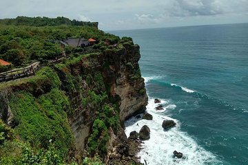  Bali Beaches Hopping - Uluwatu Temple