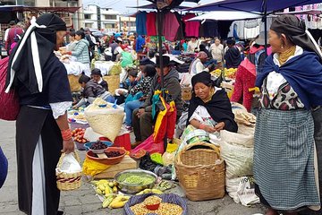 Tour Otavalo Market, Peguche Waterfall and Cuicocha lake