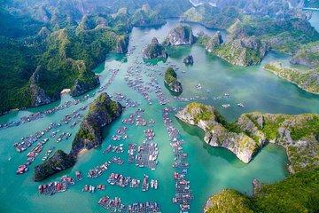 3-Day Ha Long Bay - Lan Ha Bay - Cat Ba Island Tour with Cruise and Kayaking