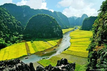 Hoa Lu - Trang An - Bich Dong Private Tour