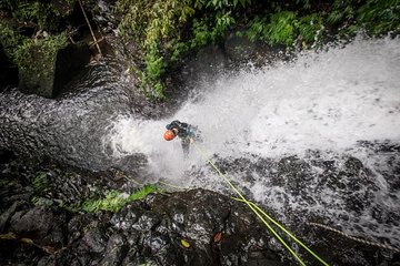 Canyoning Bali, Anahata Canyon Adventure