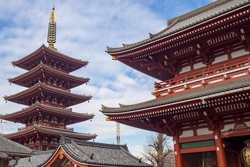 Tokyo Asakusa Half Day Walking Tour with Local Guide