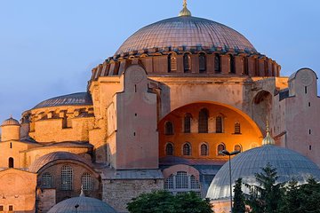 Private Half Day Shore Excursion: Hagia Sophia, Hippodrome, Blue Mosque and Grand Bazaar From Istanbul