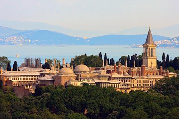 Istanbul Half Day Afternoon Tour: Topkapi Palace and Little Hagia Sophia