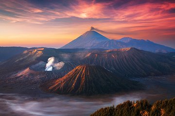 1Day - Bromo Sunrise Madakaripura via Surabaya