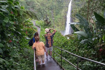 Big Island Waterfalls Tour with Swimming and Botanical Garden