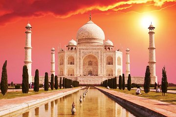 Private Shopping Tour in Agra
