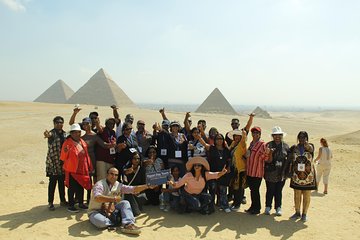 Giza Pyramids, Memphis and Sakkara Day Trip