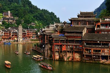 5 Days Zhangjiajie Mountains&Fenghuang Ancient Town Tour(5-star Hotel)