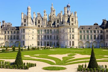  LOIRE VALLEY: CHAMBORD CASTLE EXPRESS by train (avoid traffic jams)