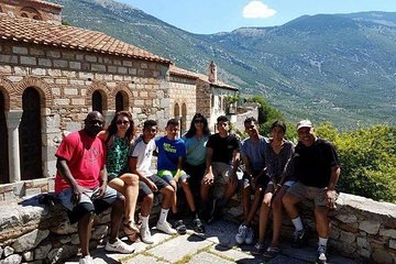 2 Day Transfer to Delphi - Meteora From Athens