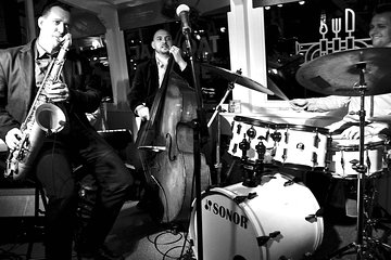 Jazz Boat: Popular live Jazz river cruise