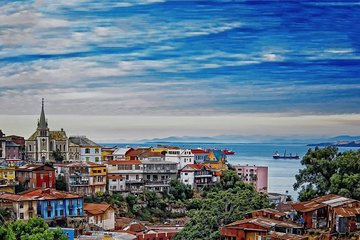 Small-Group Tour to Viña del Mar and Valparaiso from Santiago 