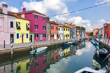 Grand Canal Boat Private Tour: Murano and Burano