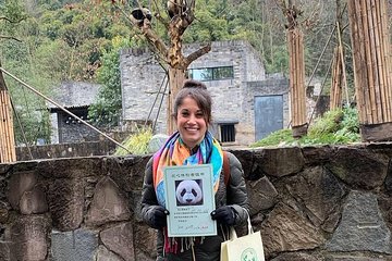 Dujiangyan Panda Volunteering Experience with Lunch