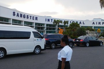 Airport Transfers for less