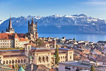 Geneva to Lausanne, Montreux and Château Chillon Private Tour