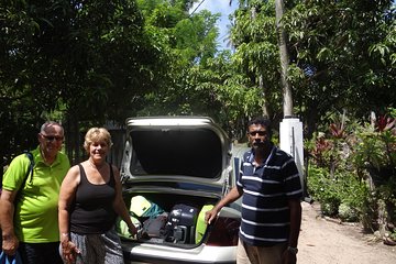 Private arrival transfer from Airport to your booked hotel in Negombo